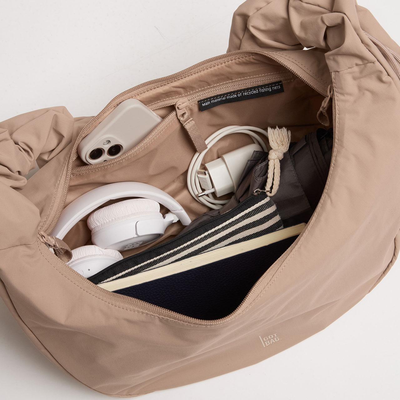 GOT BAG Moon Bag ruffle sandbar mono offen