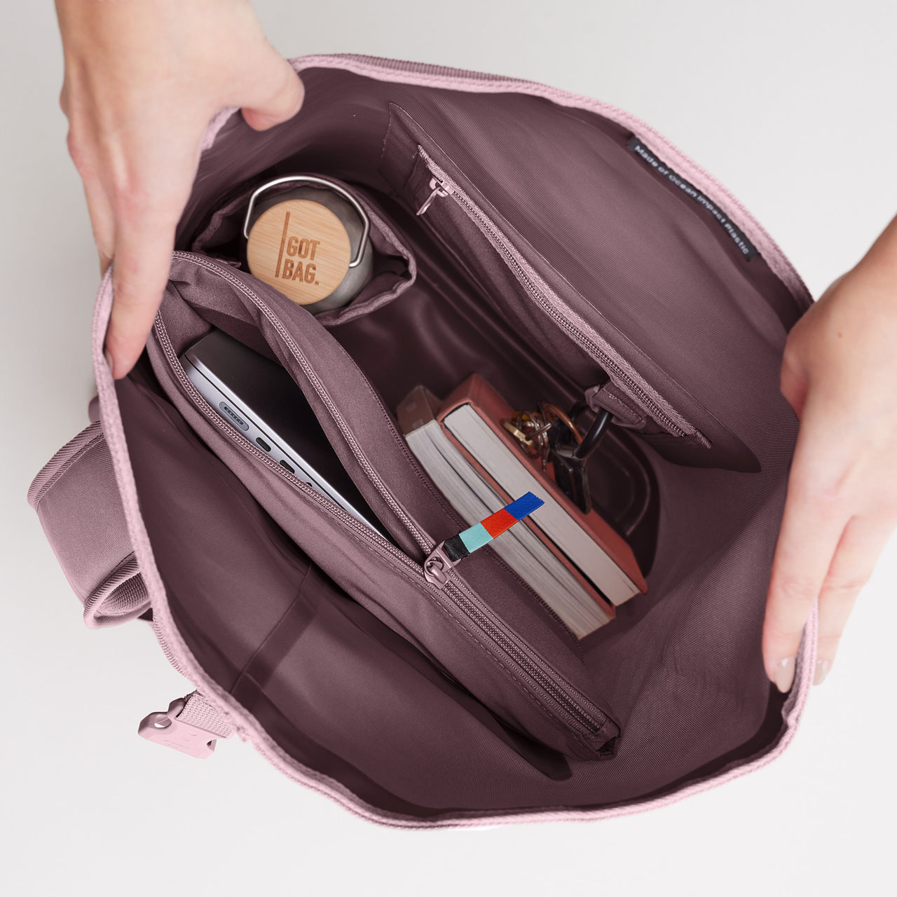 GOT BAG Rolltop 2.0 axolotl oben offen