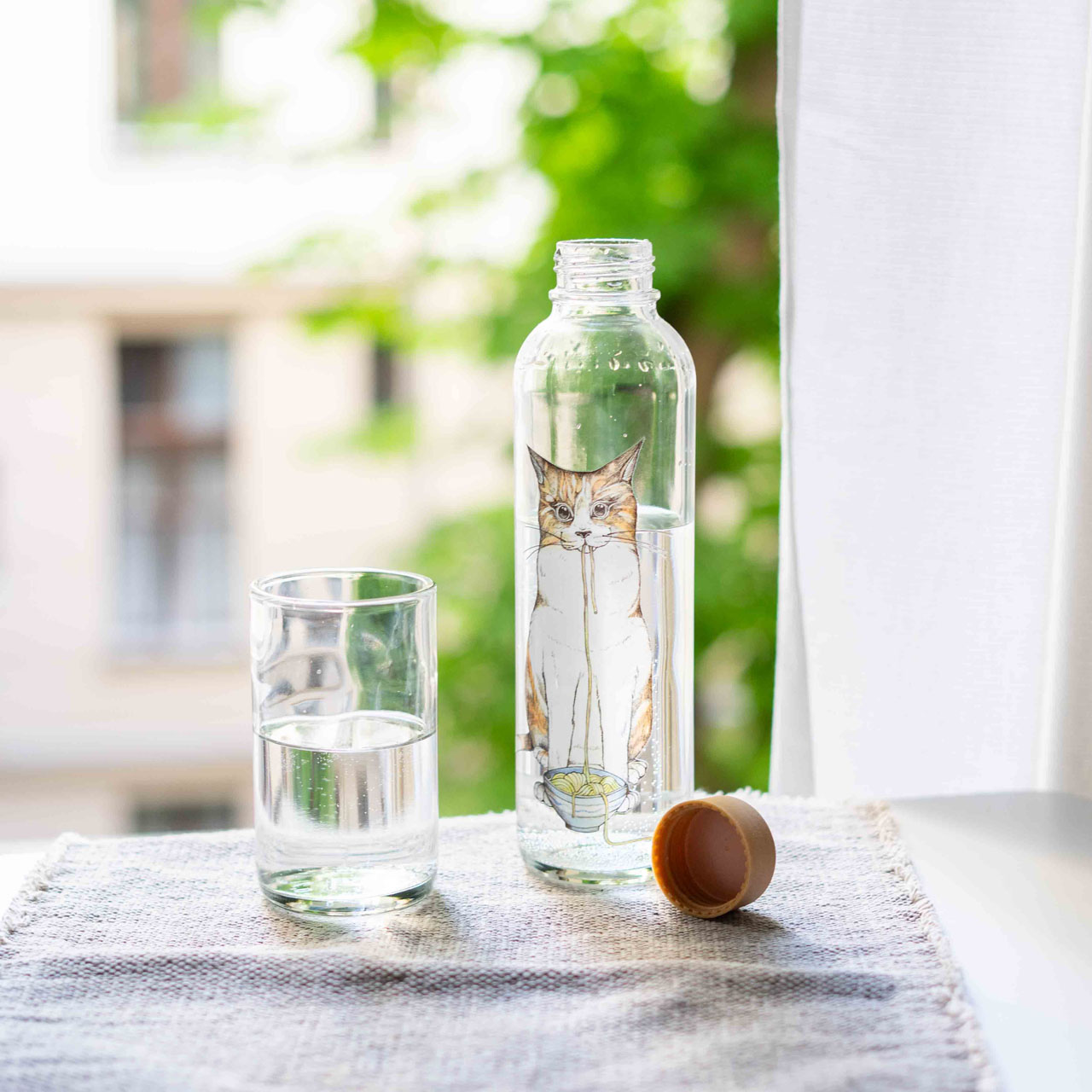 CARRY Flasche Ramen Cat 0,7l mood 2