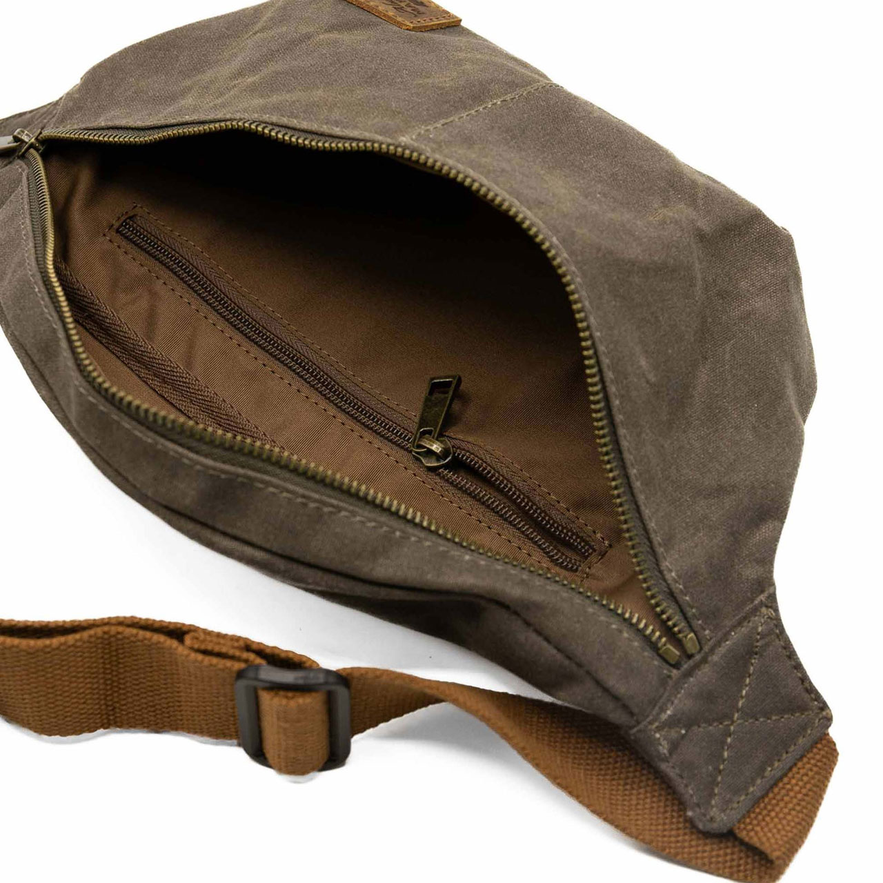 Alaskan Maker Bauchtasche Sling khaki offen