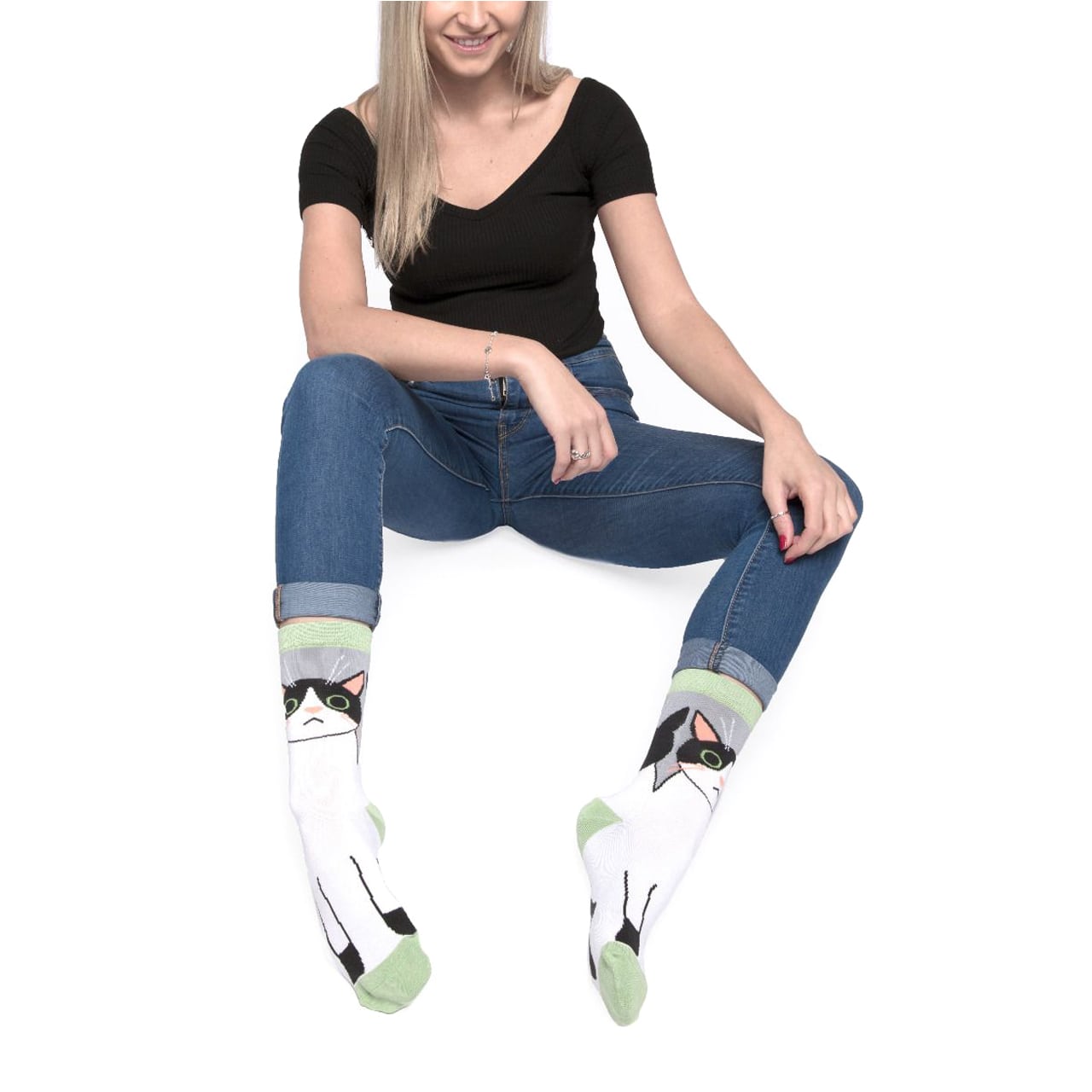 Miss Sparrow Socken Katze weiss Model