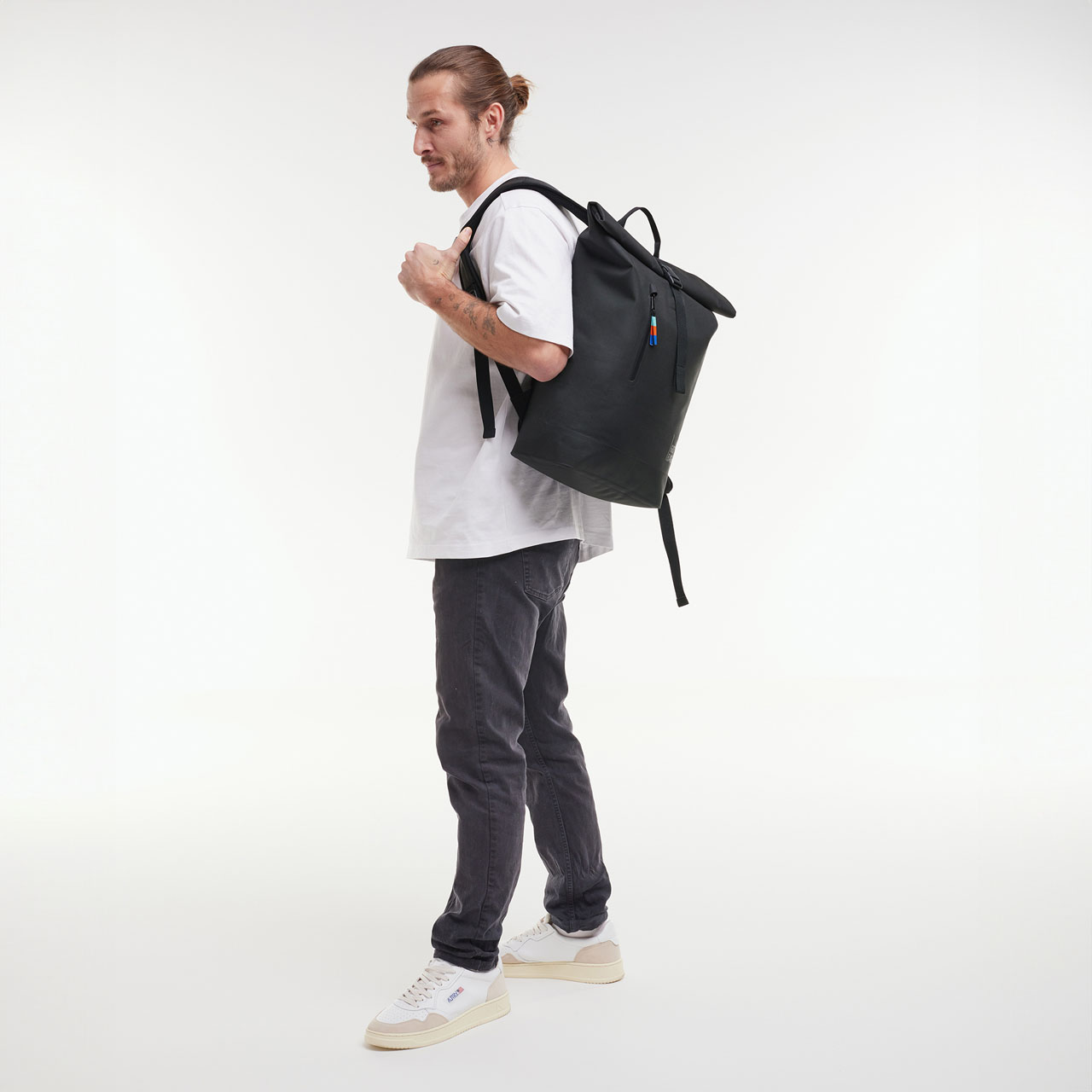 GOT BAG Rolltop lite 2.0 schwarz Model 1