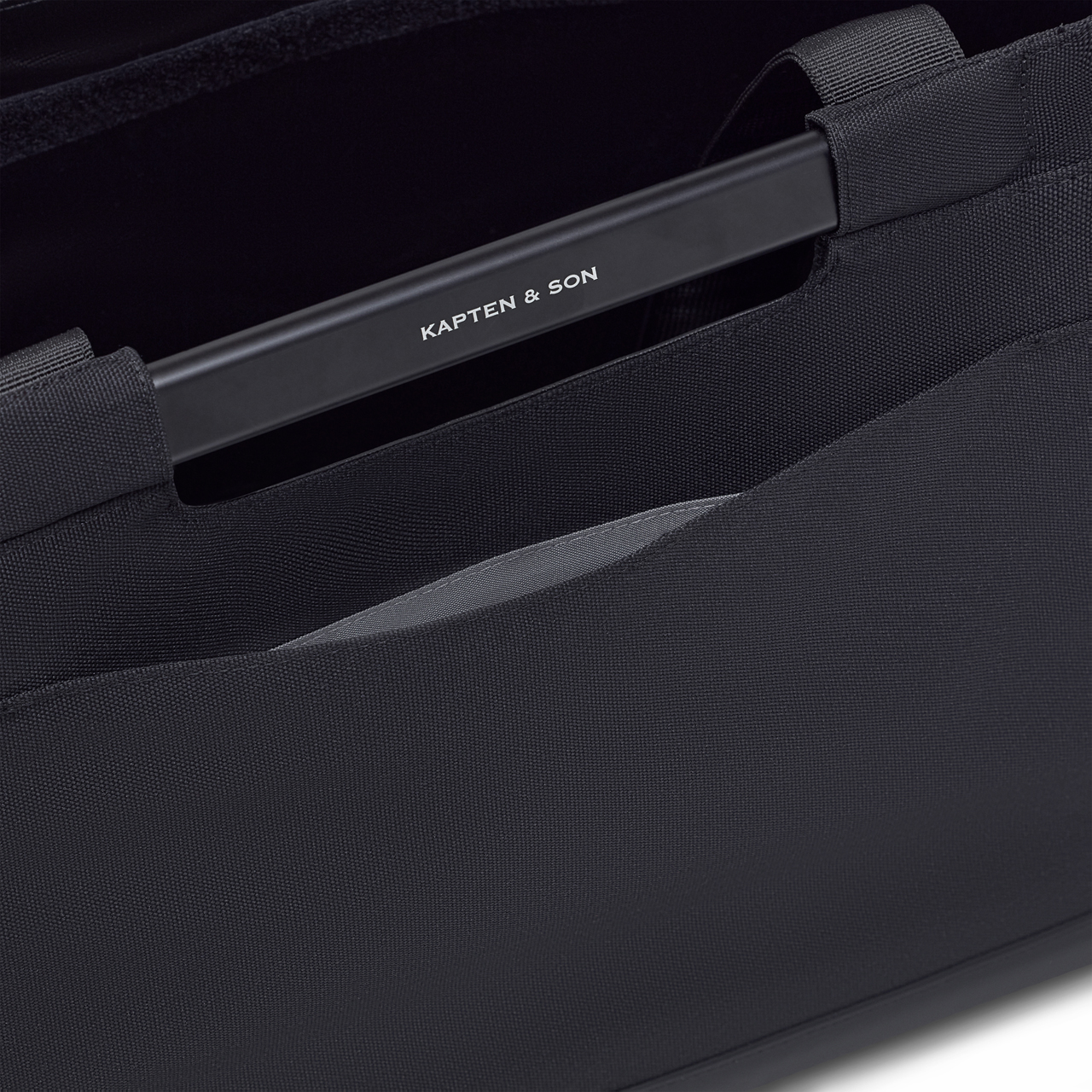 Kapten & Son Shopper Vaasa all black