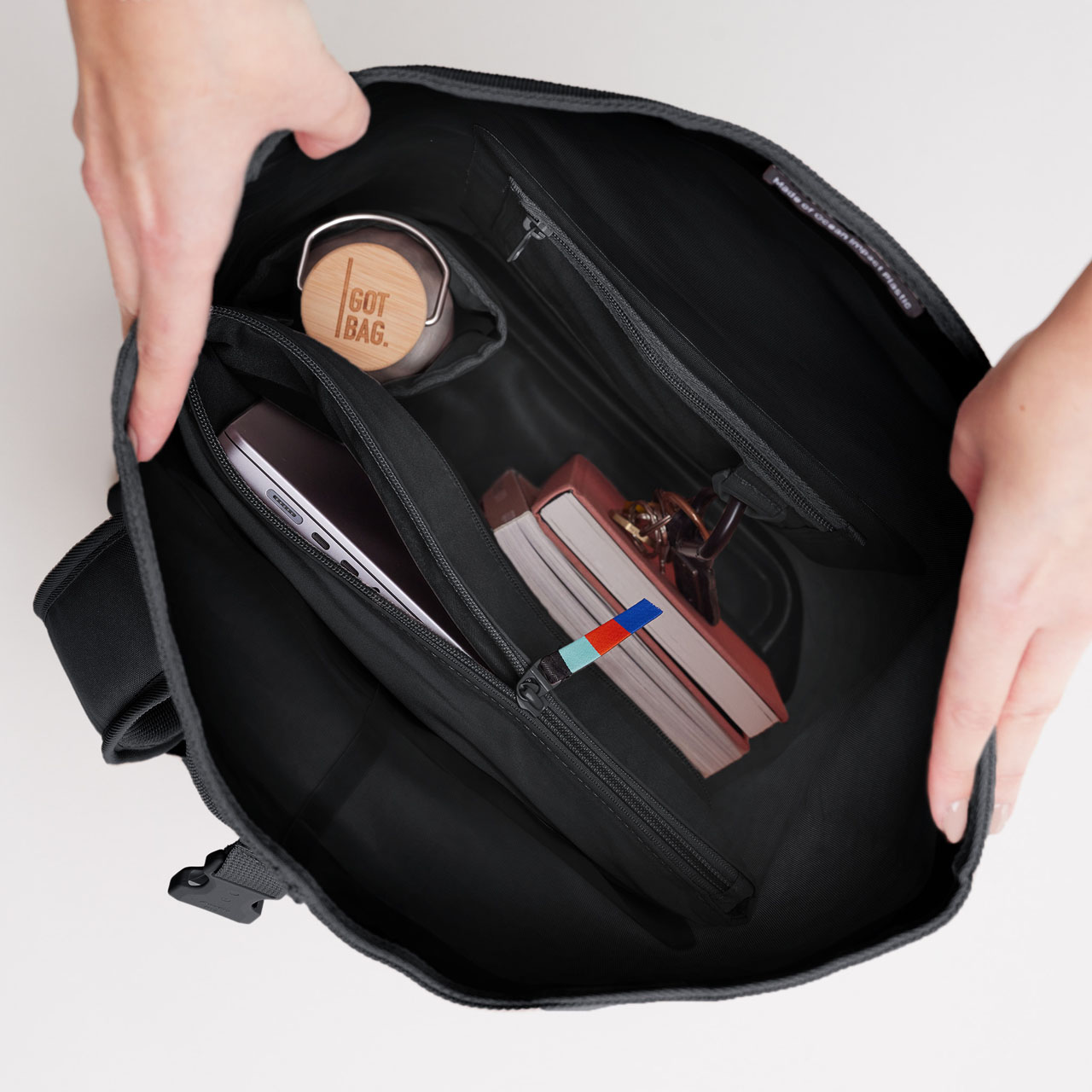 GOT BAG Rolltop lite 2.0 schwarzoben offen