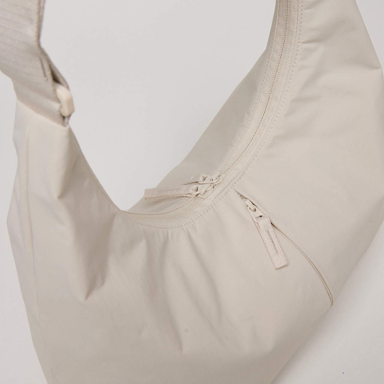 GOT BAG T-shape bag mini soft shell mono Detail