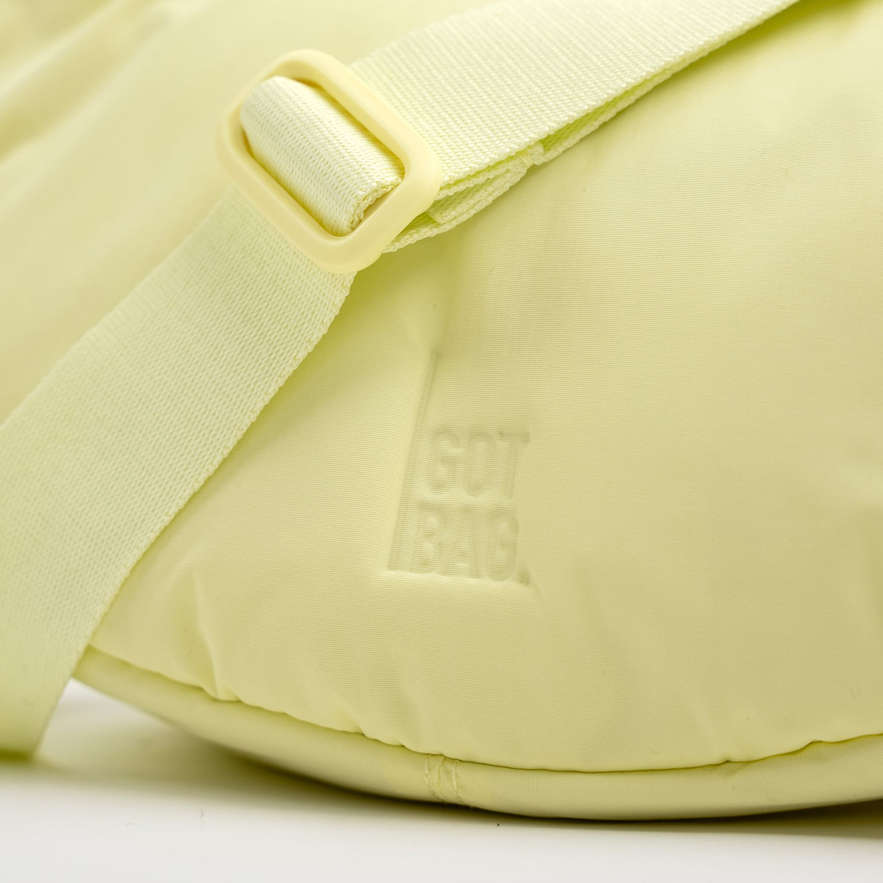 GOT BAG Cloud Moon Bag small sea lemon mono logo