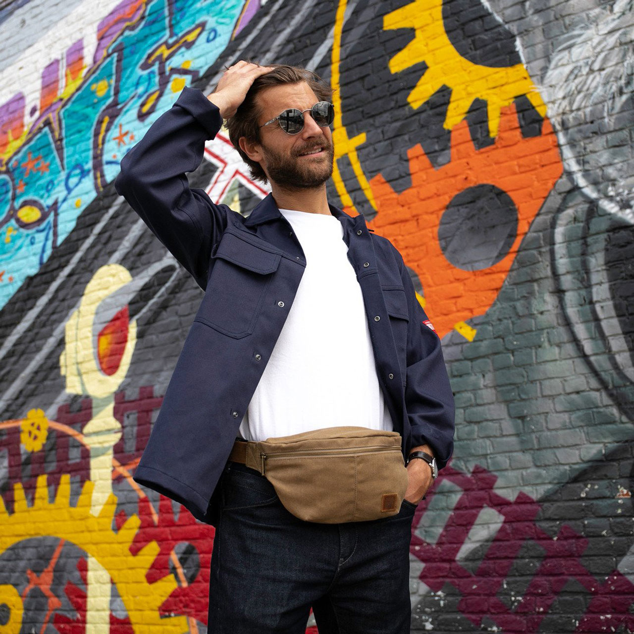 Alaskan Maker Bauchtasche Sling sand Model 2