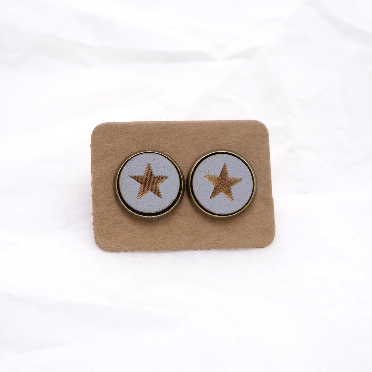 Ohrstecker Holz Stern grau Karton