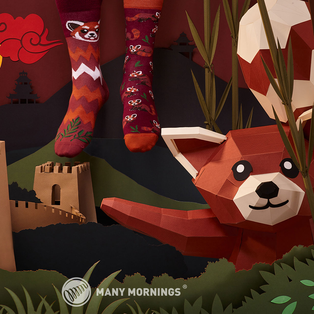 Many Mornings Socken Red Panda Style