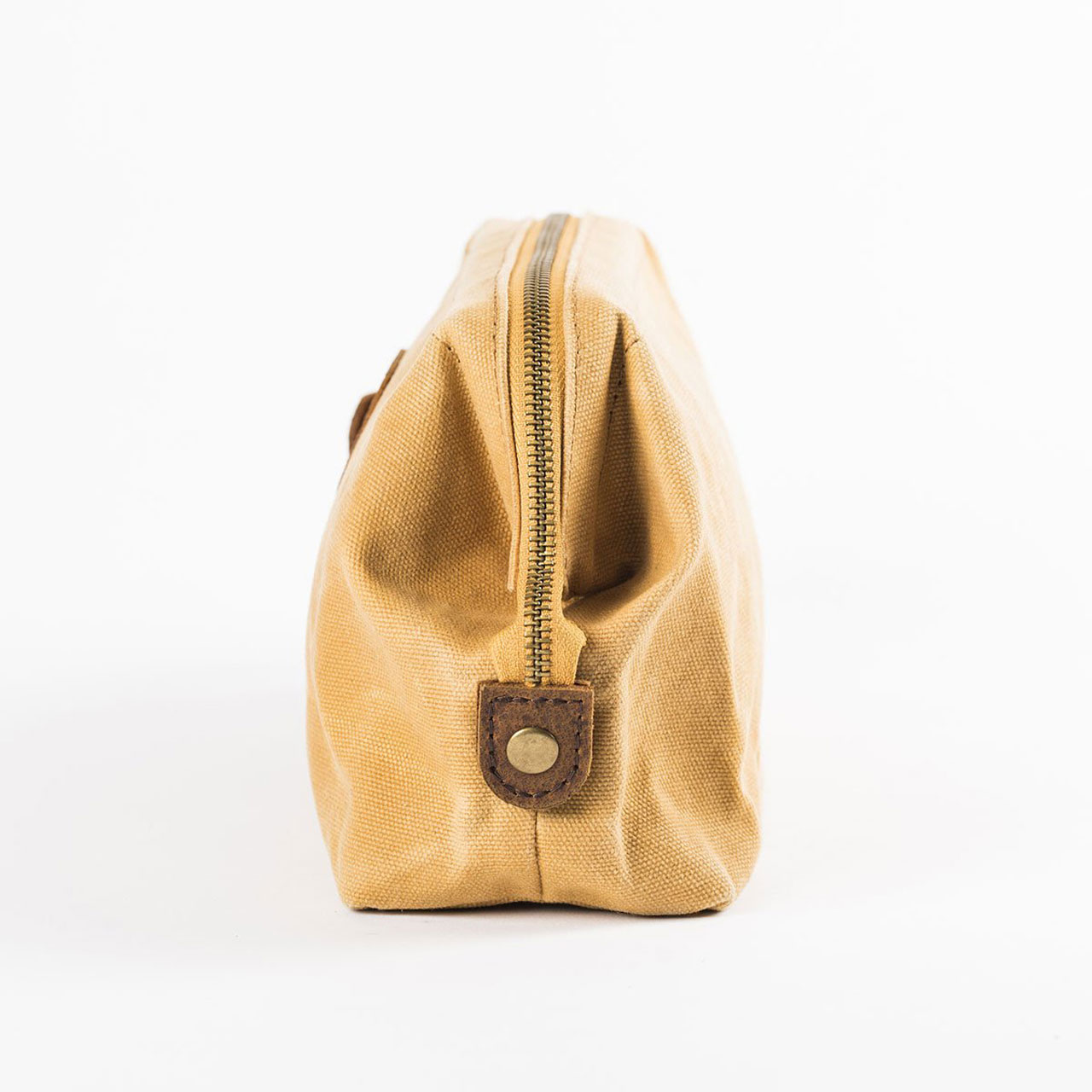 Alaskan Maker Necessaire K2 senf Sete geschlossen