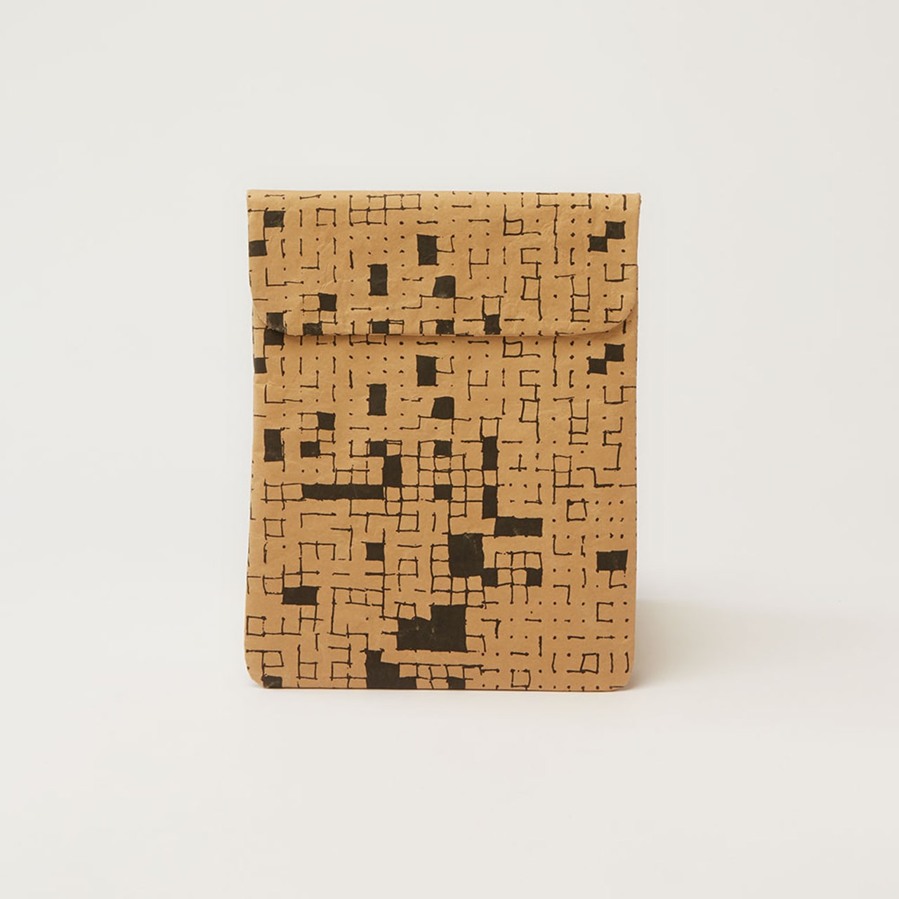 Wren Design Hülle iPad 9.7" Black Dots&Squares front