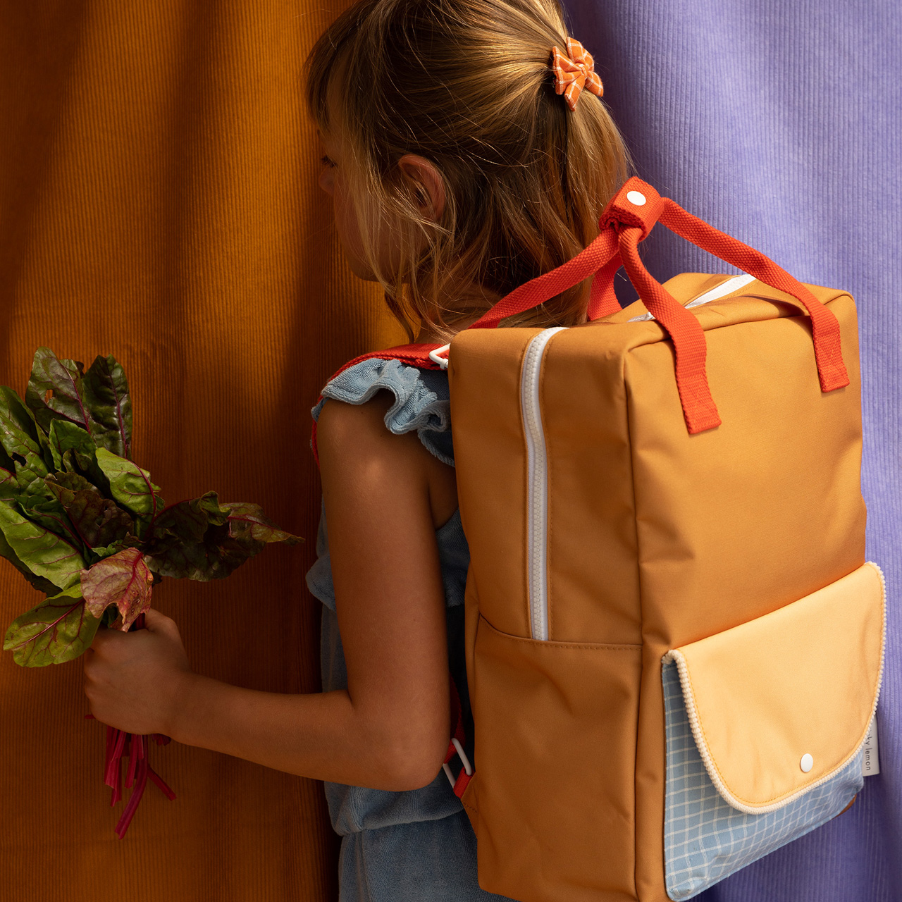 Sticky Lemon Rucksack envelope honey Model