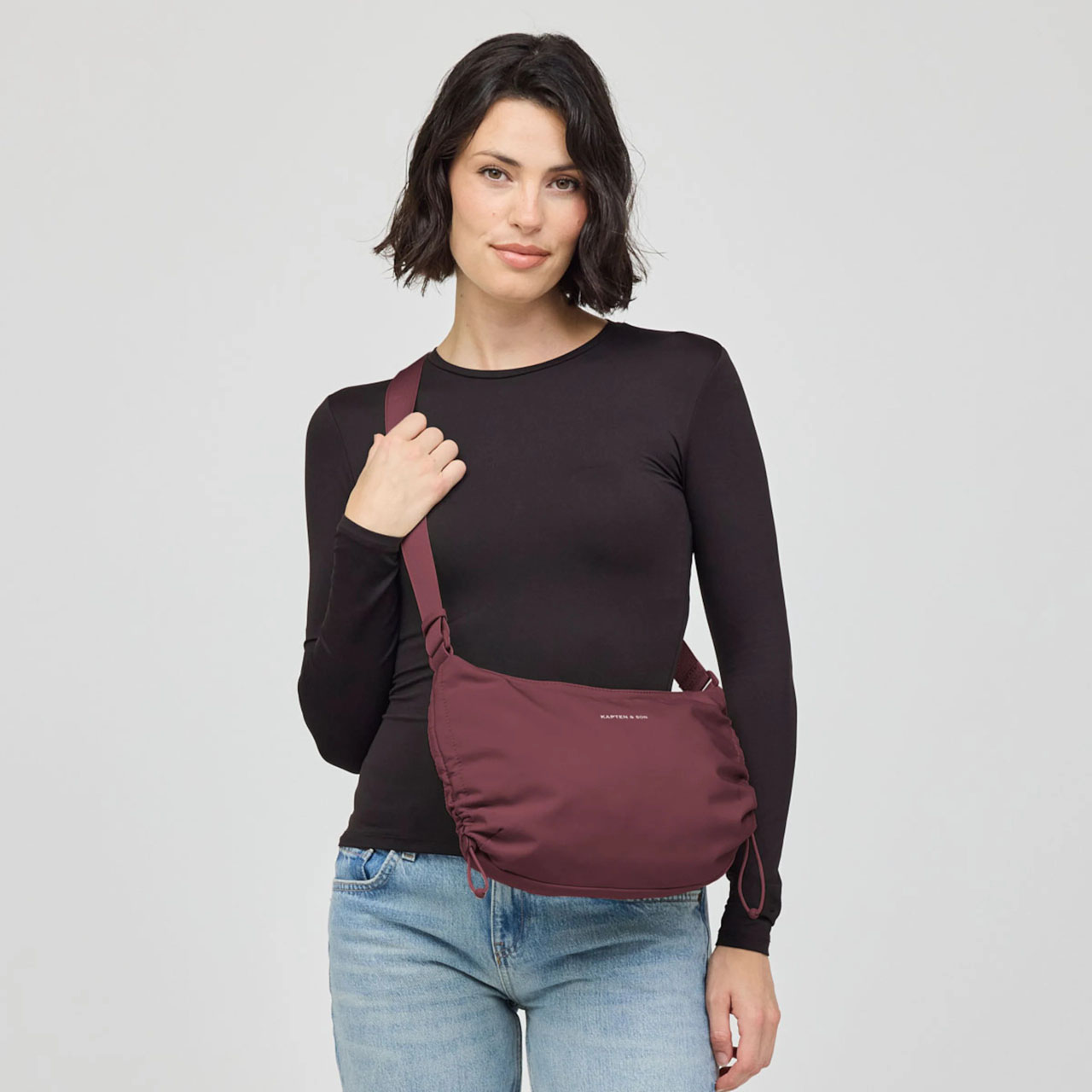 Kapten & Son Handtasche Skara small burgundy