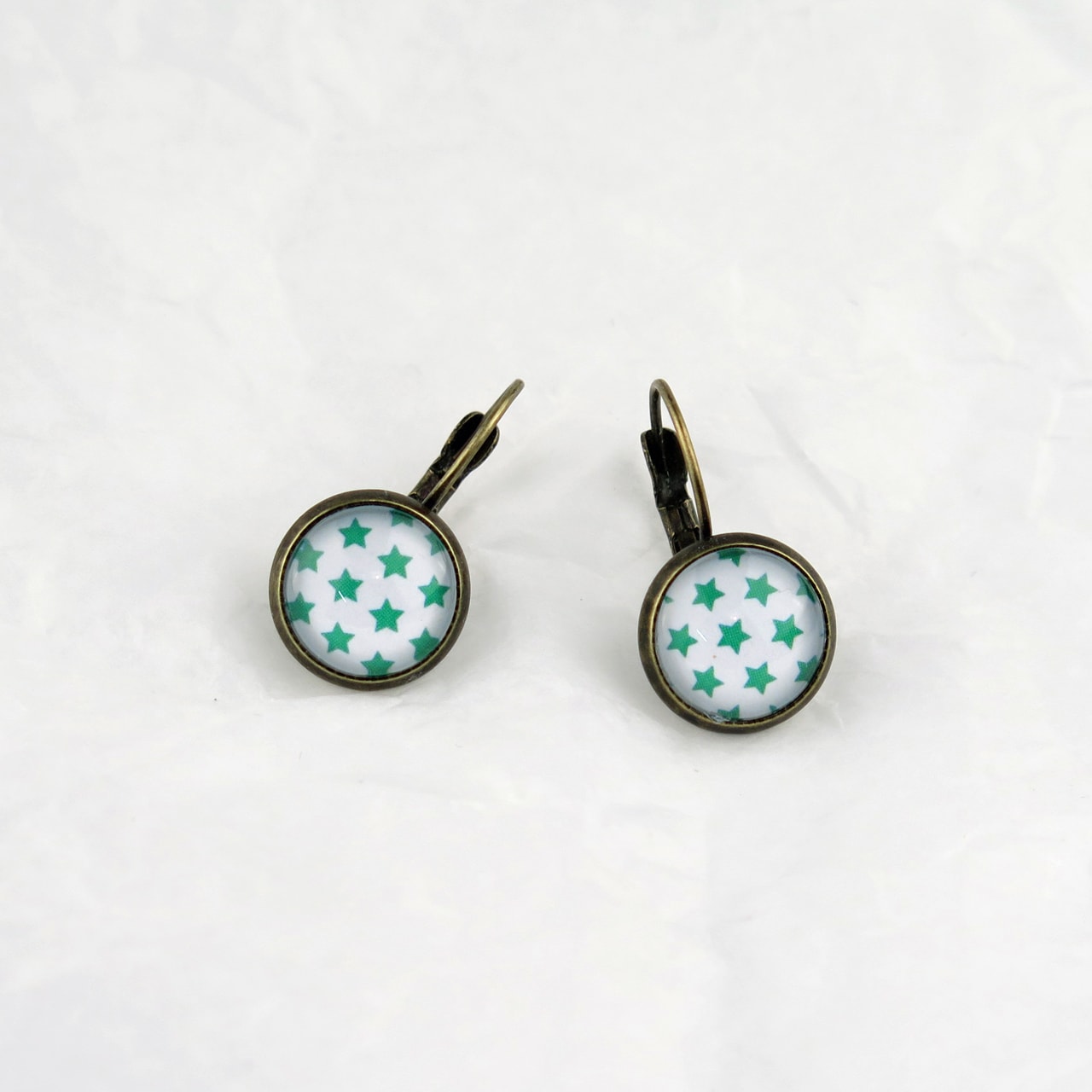Ohrring weiss/grüne Sternchen
