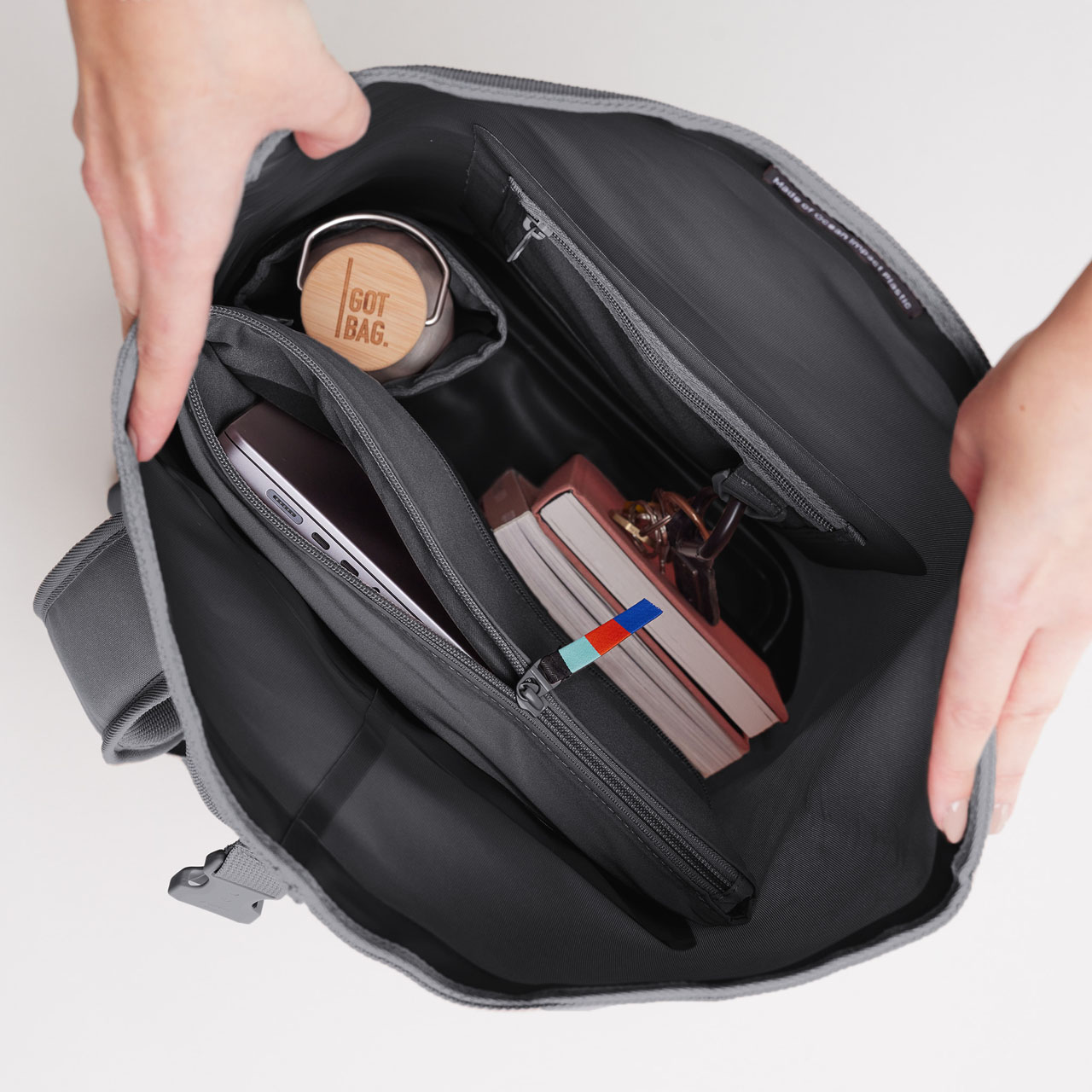 GOT BAG Rolltop 2.0 shark offen