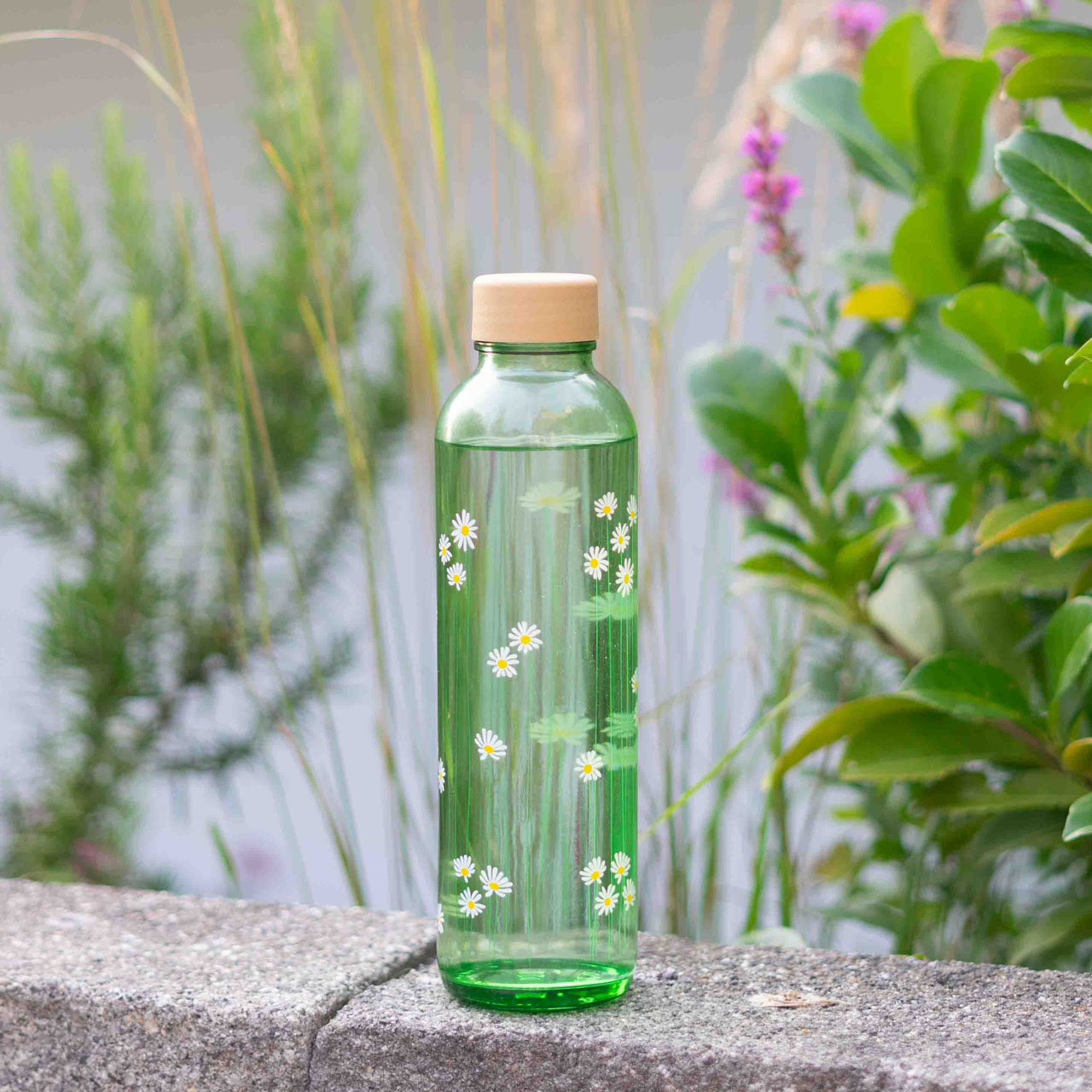 CARRY Flasche Daisy 0,7l mood 1