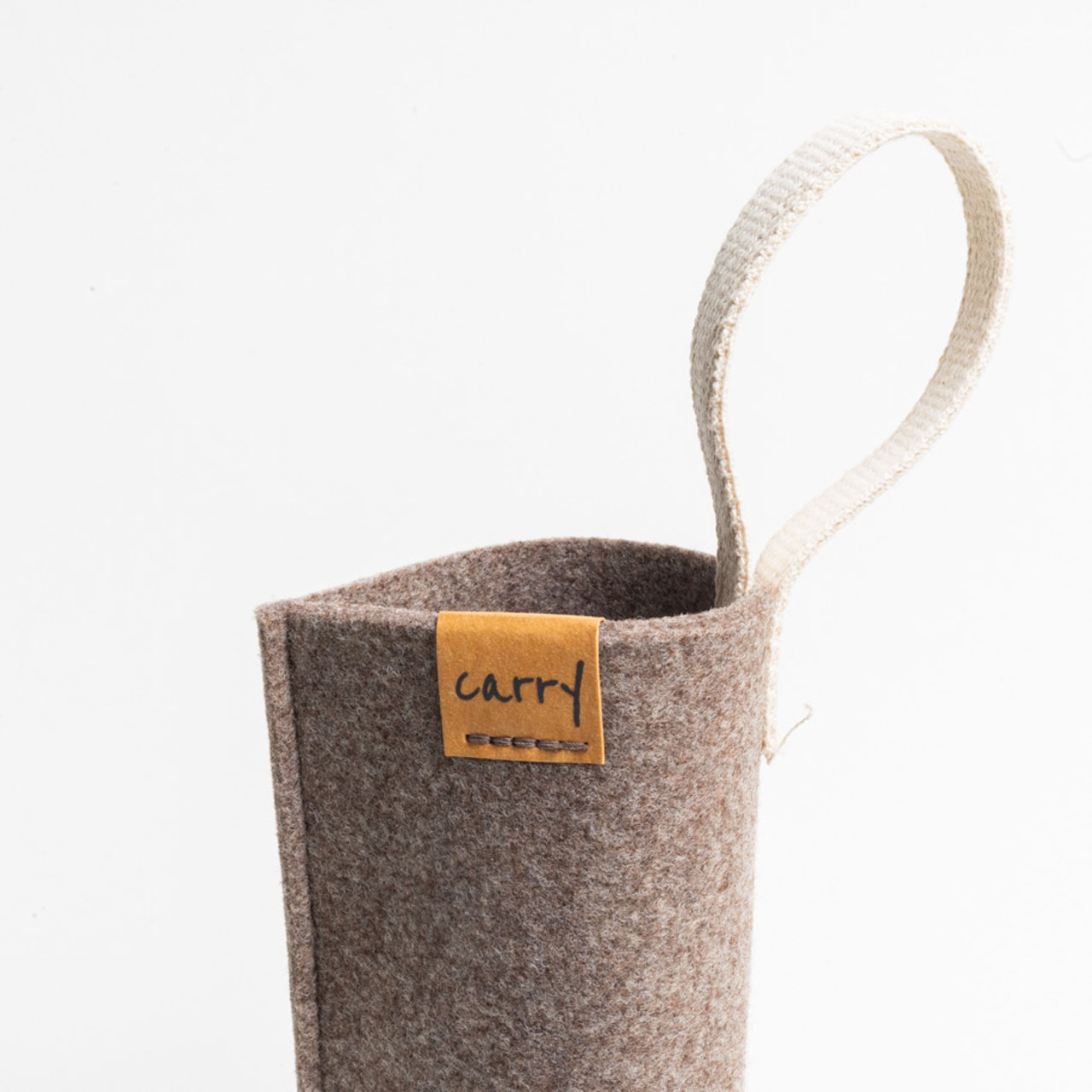 CARRY Schutzhülle braun oben